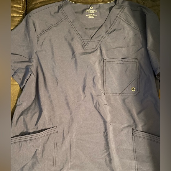 Men’s Cherokee Infinity Scrubs - Picture 3 of 4